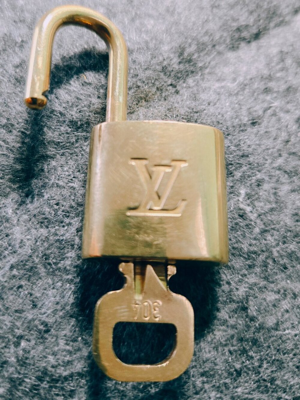 #304 Authentic Louis Vuitton lock